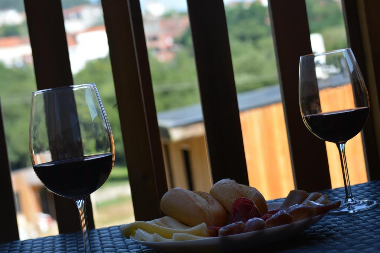Cabanas Compostela - Cabana A Carballeira Santiago de Compostela Ngoại thất bức ảnh